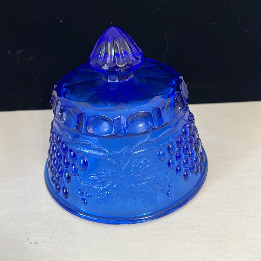 Vintage Blue Glass Butter Dish - Picture 4 of 4